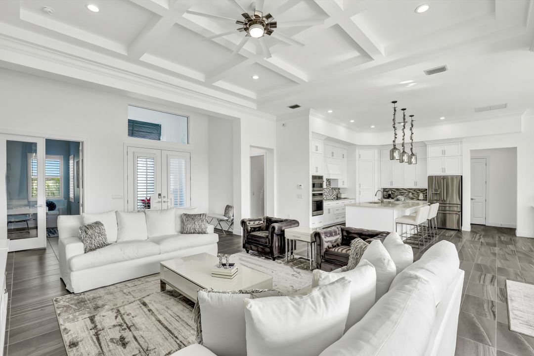 2612 Surfside Blvd, Cape Coral, FL 33914