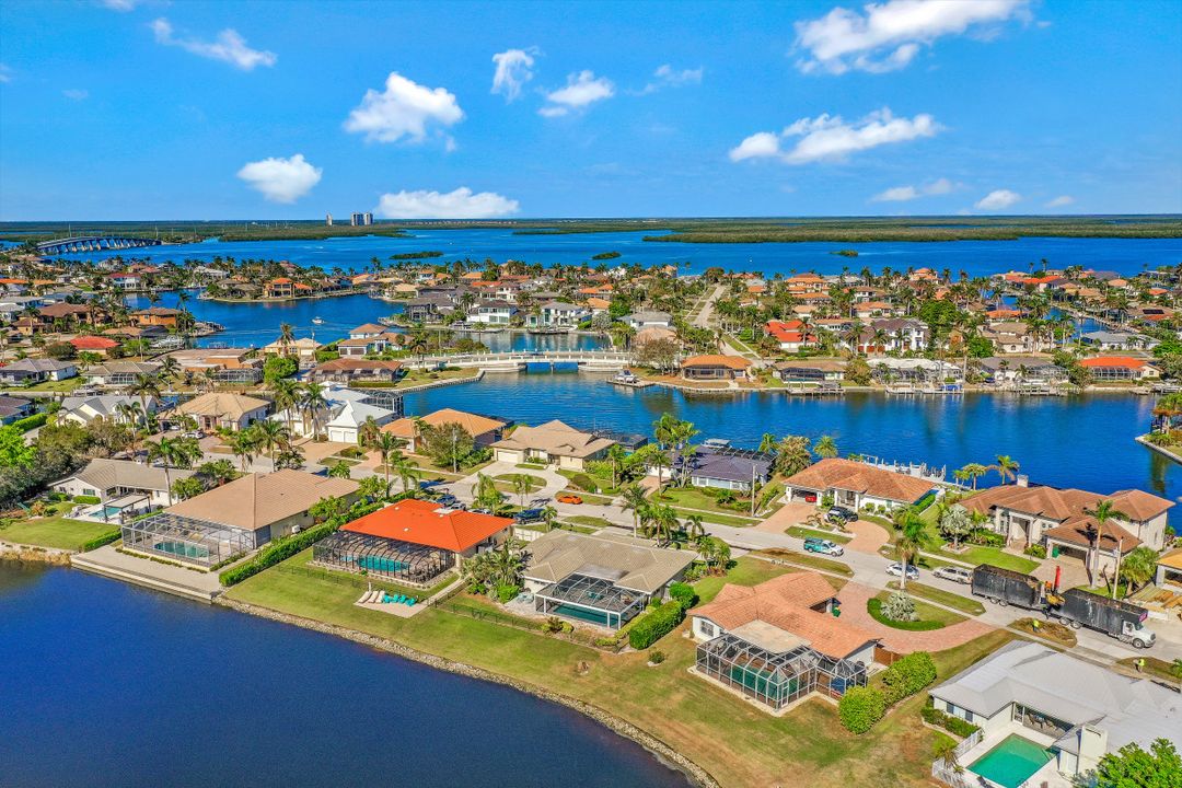 428 Nassau Ct, Marco Island, FL 34145