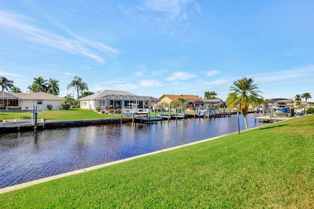 4920 SW 8th Pl, Cape Coral, FL 33914