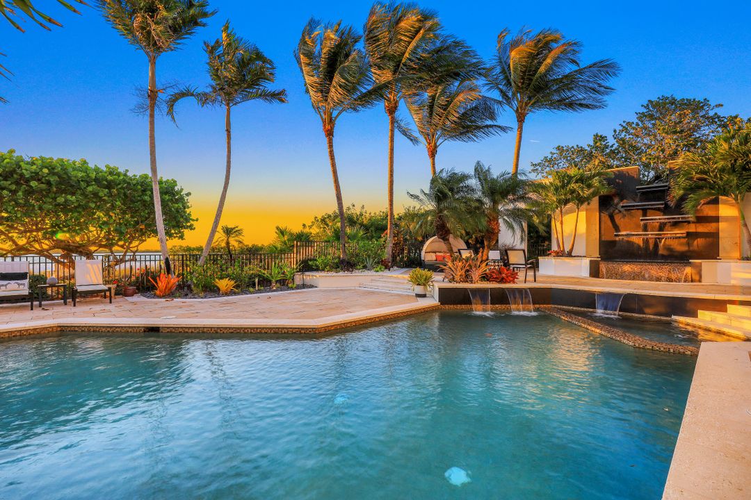 202 S Beach Dr, Marco Island, FL 34145