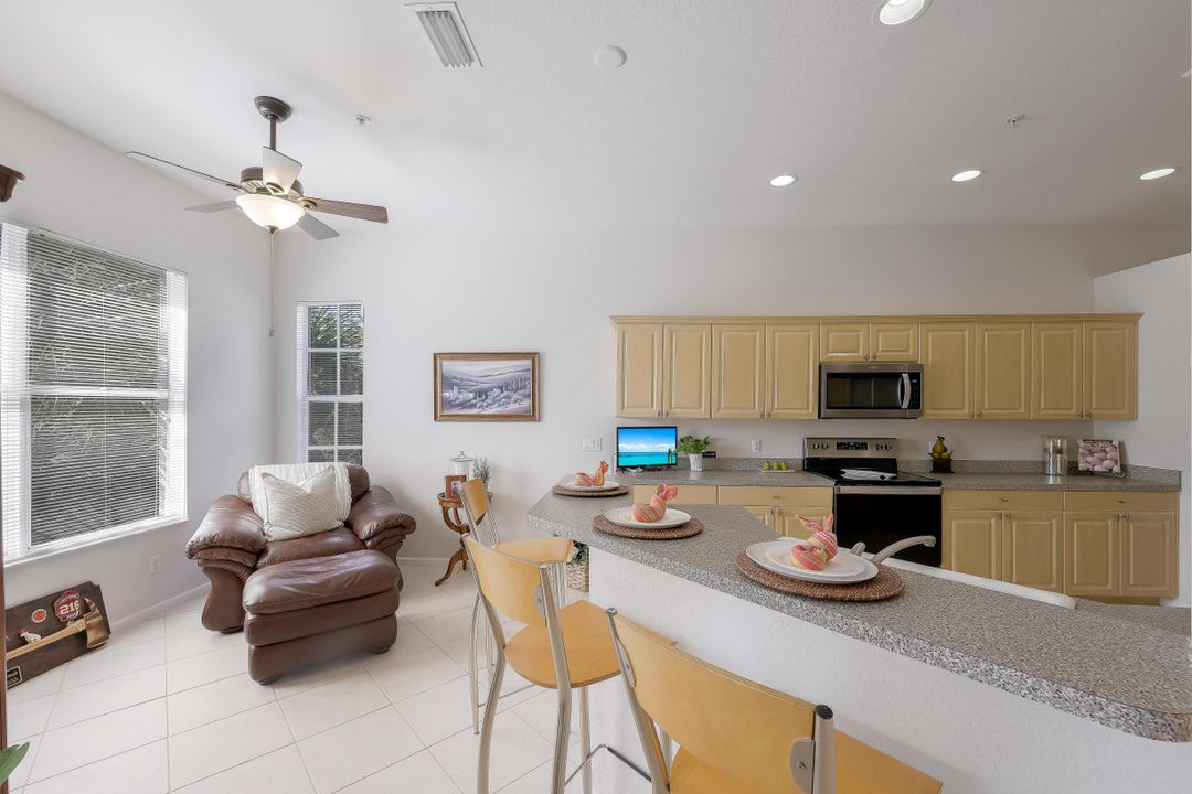 17490 Old Harmony Dr #202, Fort Myers, FL 33908