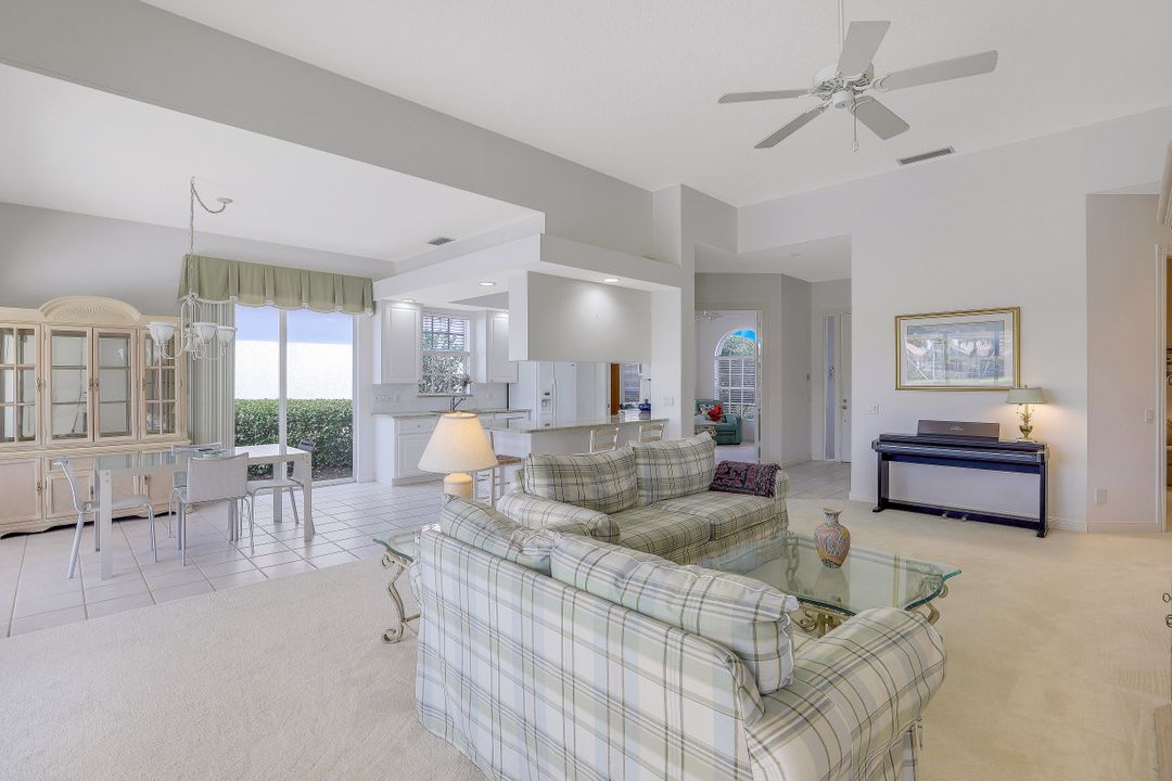 4409 Novato Ct, Naples, FL 34109