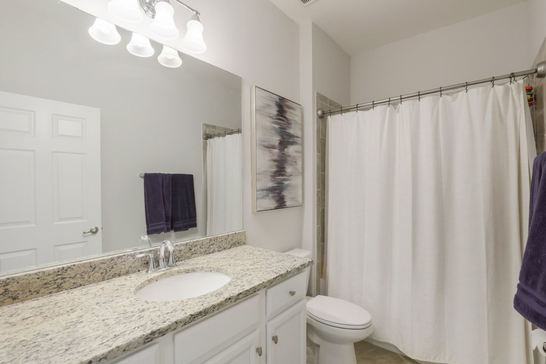 2026 Tamarron Ln, Naples, FL 34120