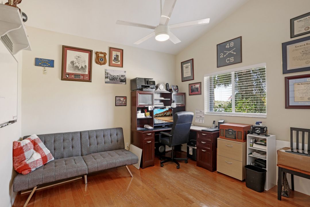 1020 NW 43rd Ave, Cape Coral, FL 33993