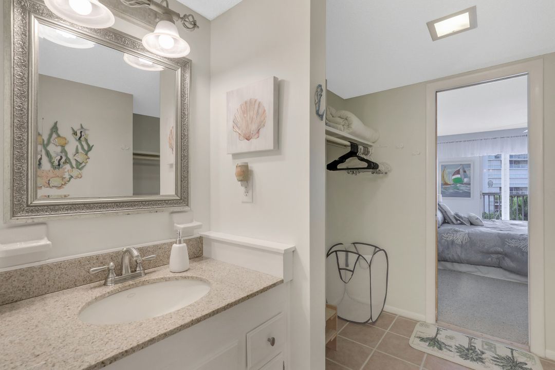 1 Bluebill Ave, Naples, FL 34108