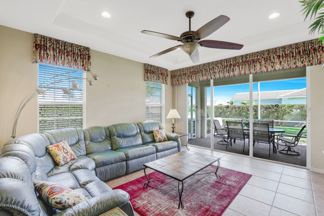 2657 Anguilla Dr, Cape Coral, FL 33991