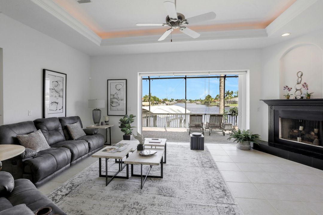 5239 SW 27th Ave, Cape Coral, FL 33914