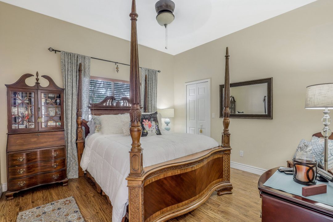 5315 SW 25th Pl, Cape Coral, FL 33914