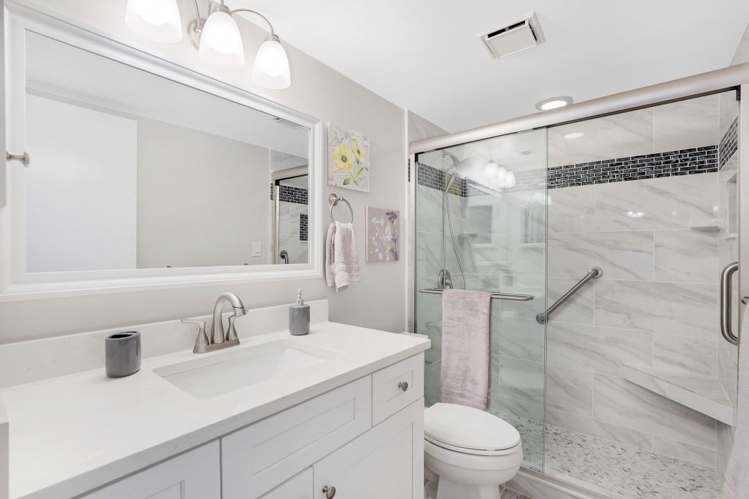 380 Seaview Ct #202, Marco Island, FL 34145