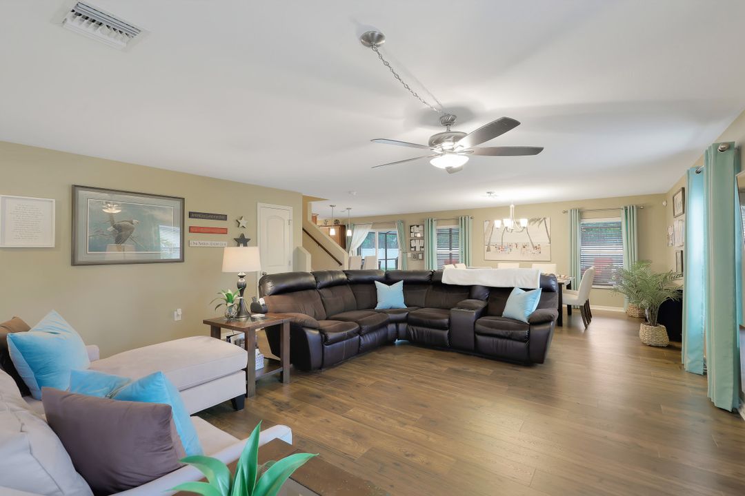 3006 SW 1st Pl, Cape Coral, FL 33914