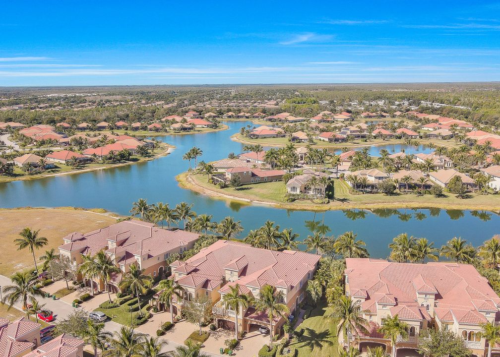 9293 Menaggio Ct #101, Naples, FL 34114