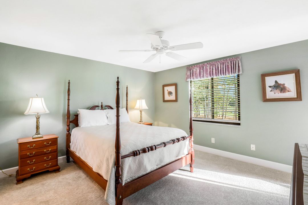 228 Fox Glen Dr APT 3202, Naples, FL 34104