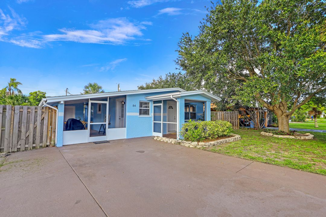 84 2nd St, Bonita Springs, FL 34134