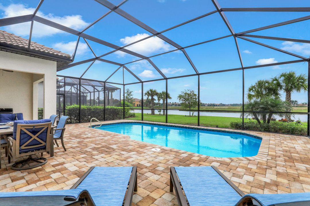 2765 Amaranda Ct, Naples, FL 34114