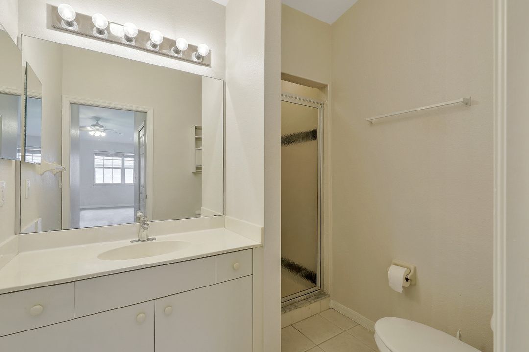 20028 Lake Vista Cir #4c, Lehigh Acres, FL 33936