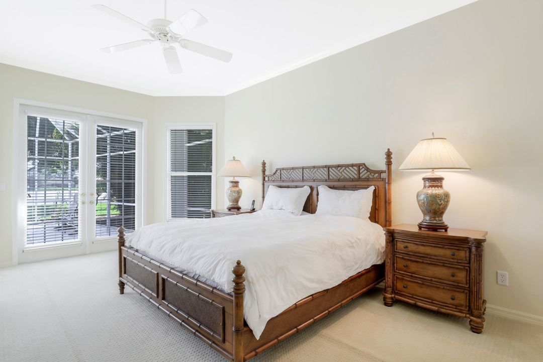 2104 Imperial Cir, Naples, FL 34110