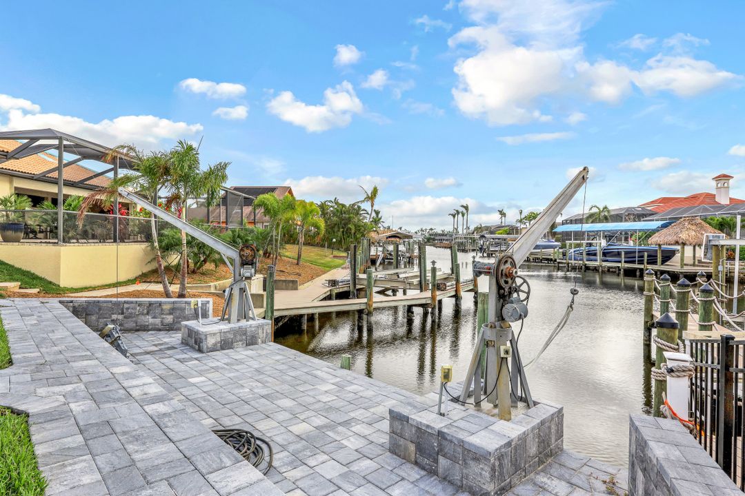 5501 Chiquita Blvd S, Cape Coral, FL 33914