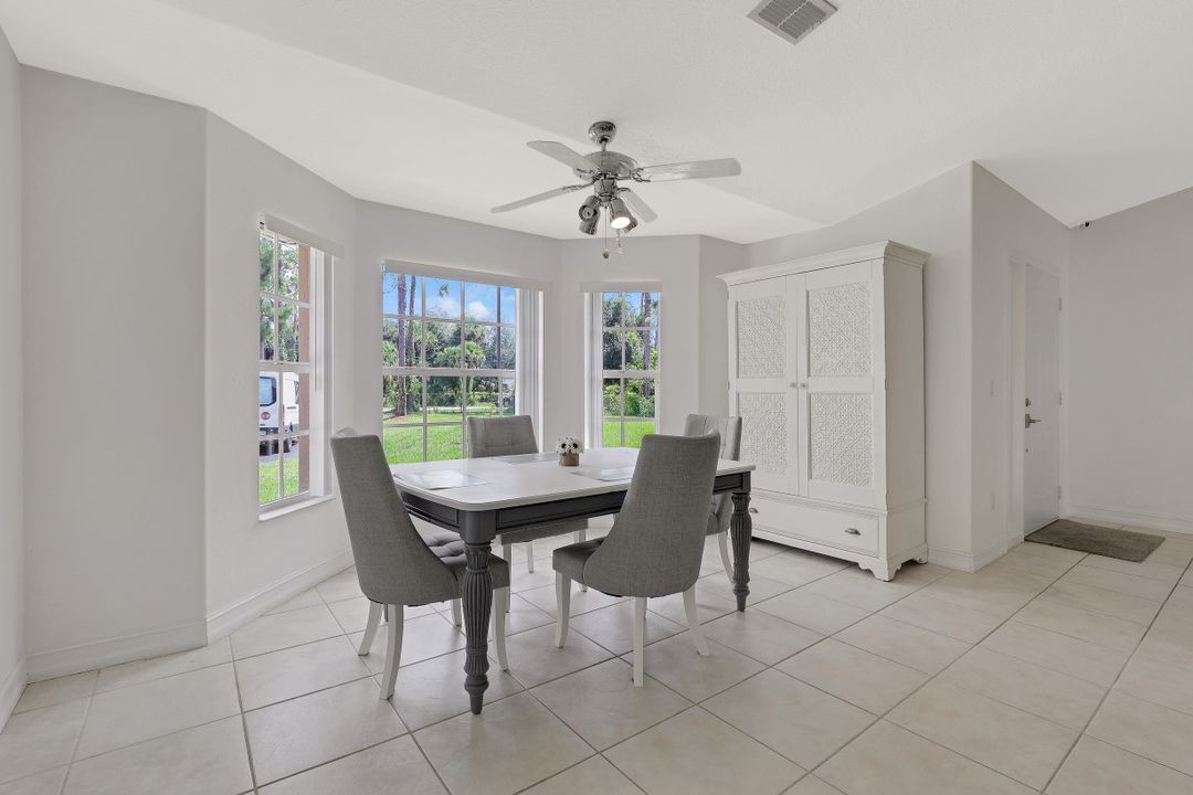 3660 20th Ave SE, Naples, FL 34117