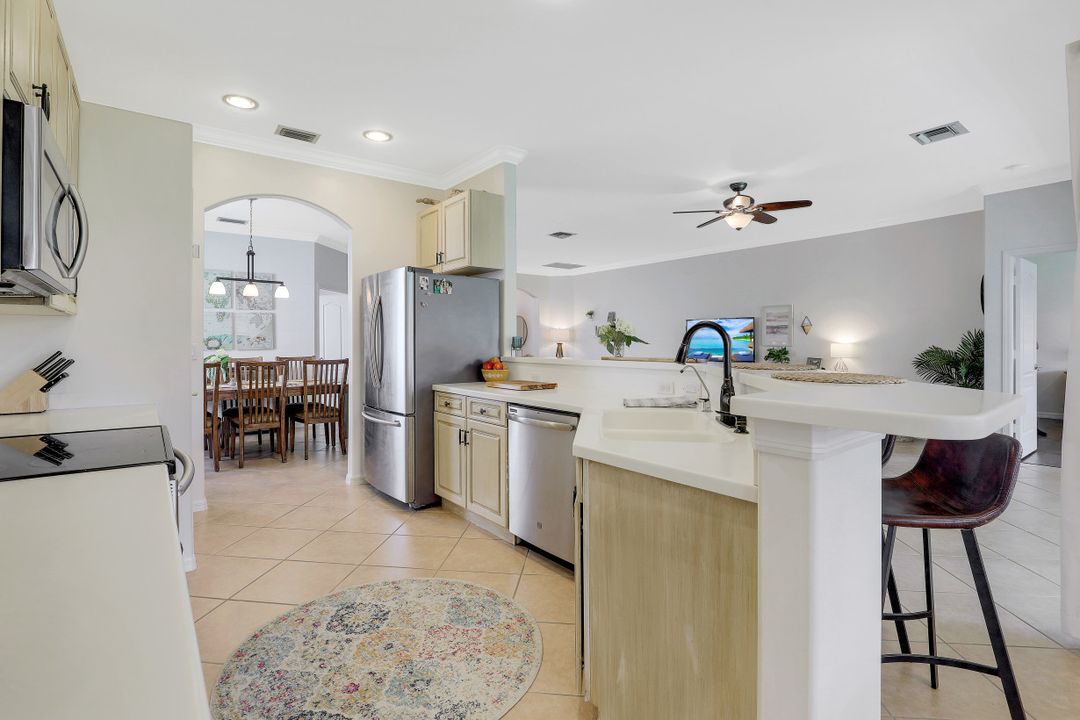 8392 Laurel Lakes Blvd, Naples, FL 34119