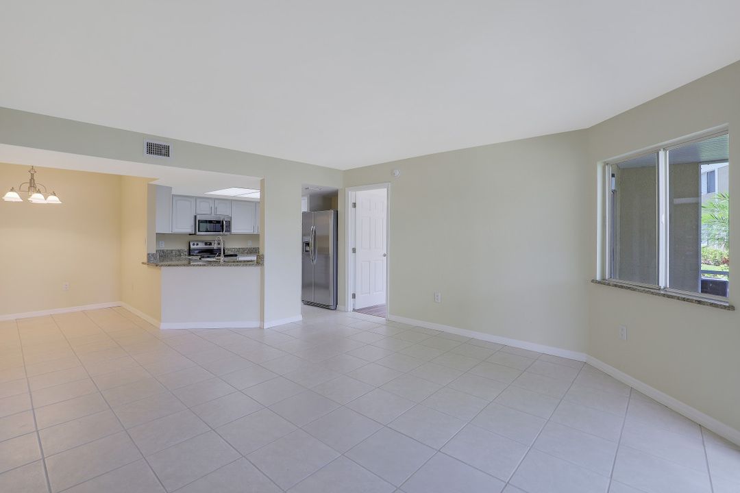3110 Seasons Way #208, Estero, FL 33928