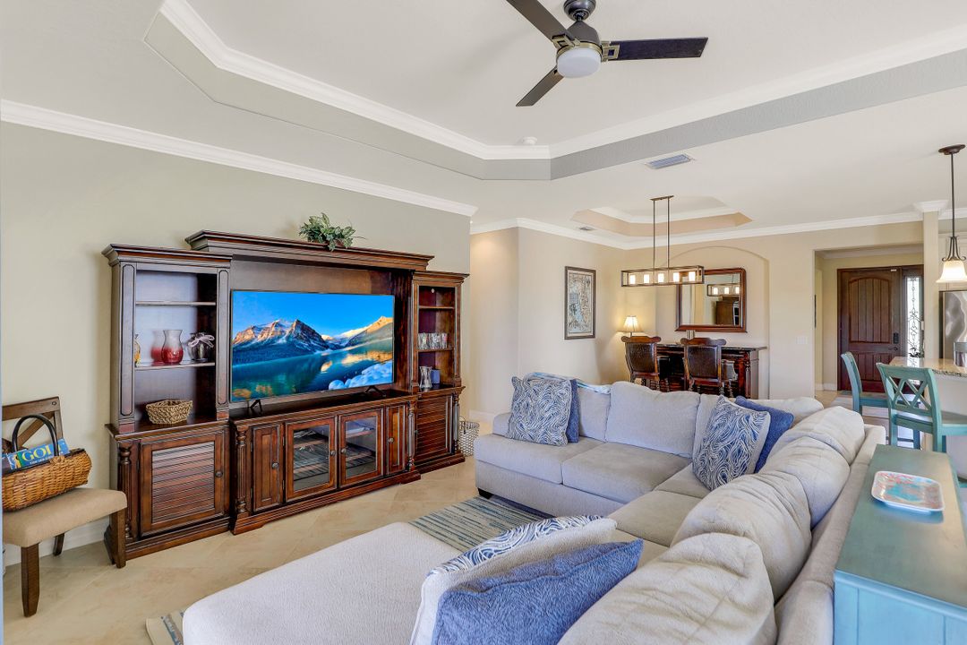 28600 Derry Ct, Bonita Springs, FL 34135