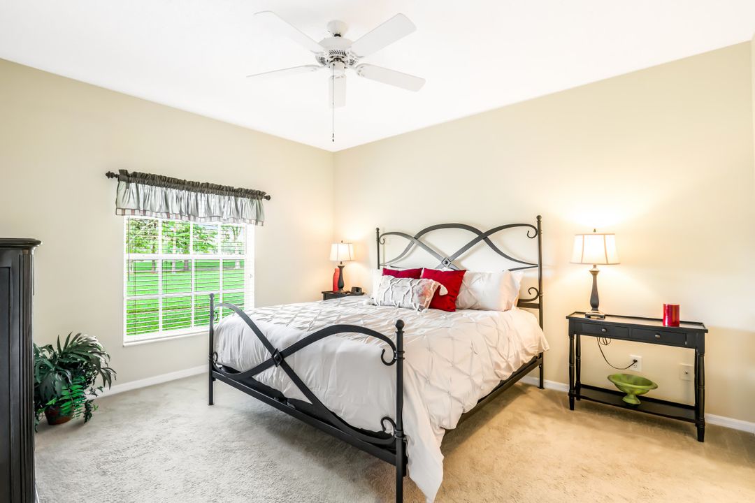 565 Augusta Blvd  #2-4, Naples, FL 34113