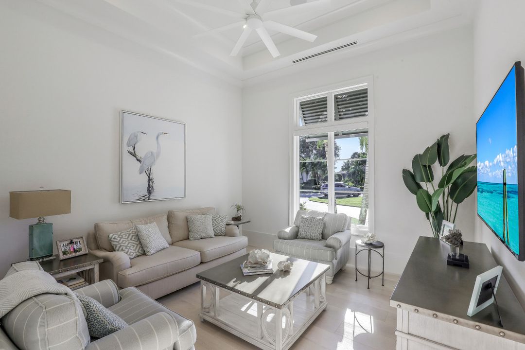 3862 Woodlake Dr, Bonita Springs, FL 34134