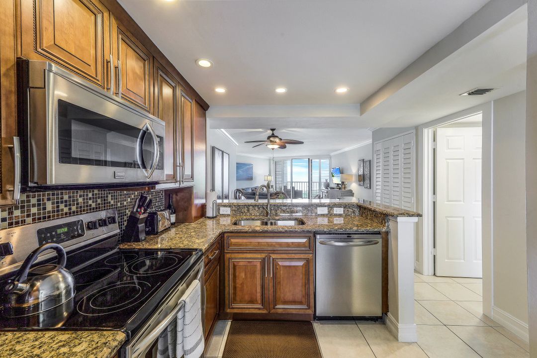 440 Seaview Ct #1801, Marco Island, FL 34145
