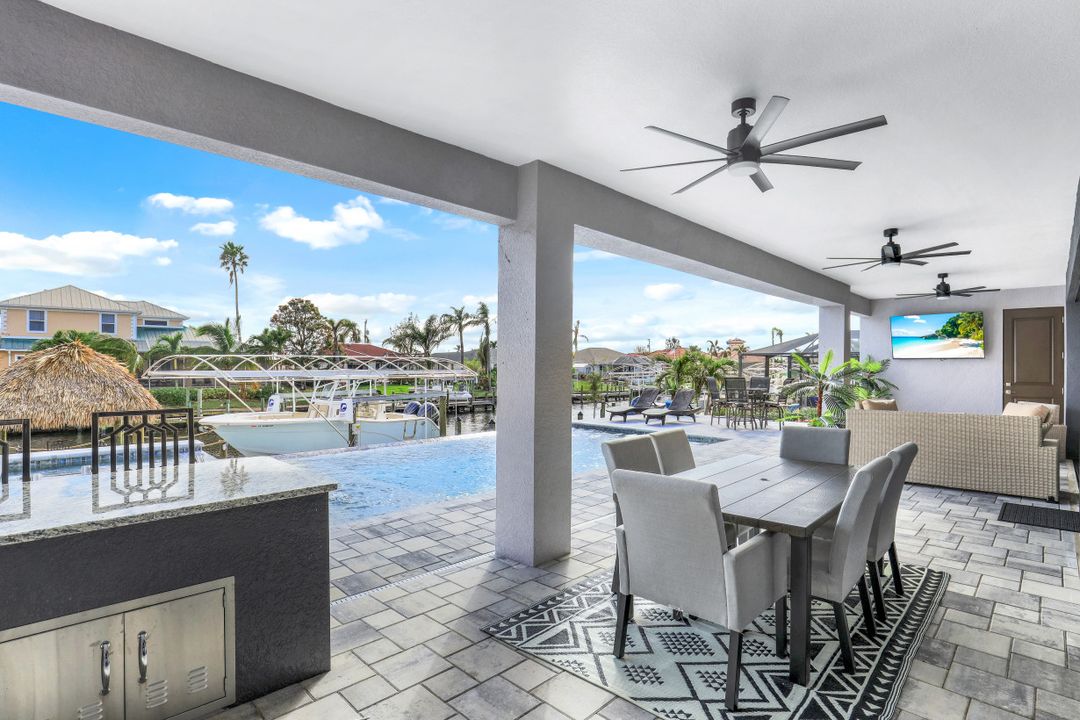 124 SW 38th Terrace, Cape Coral, FL 33914