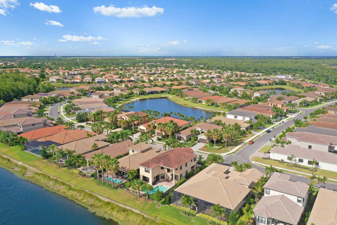 11784 Meadowrun Cir, Fort Myers, FL 33913