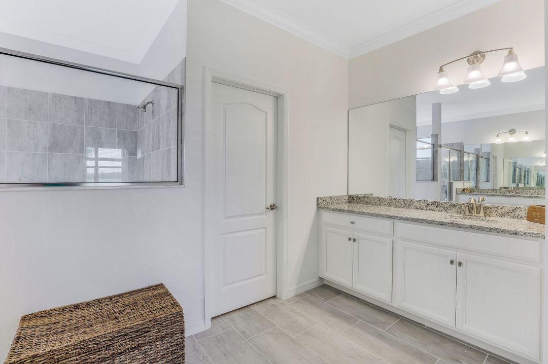 19732 Beechcrest Pl, Estero, FL 33913