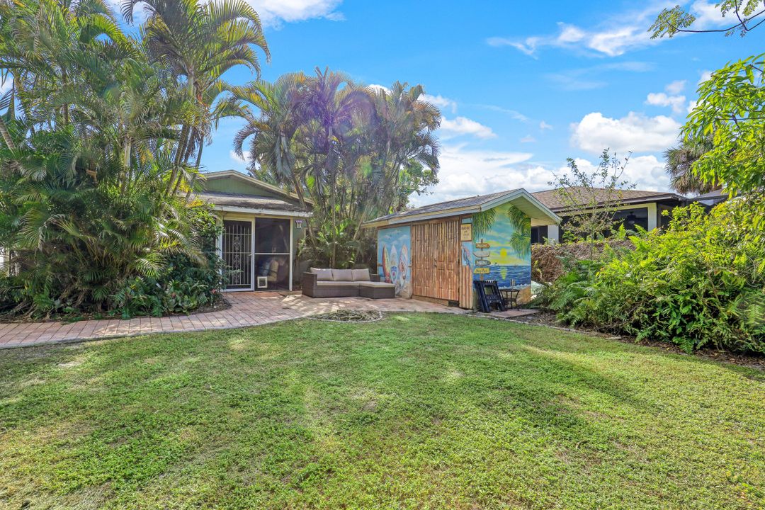 791 96th Ave N, Naples, FL 34108