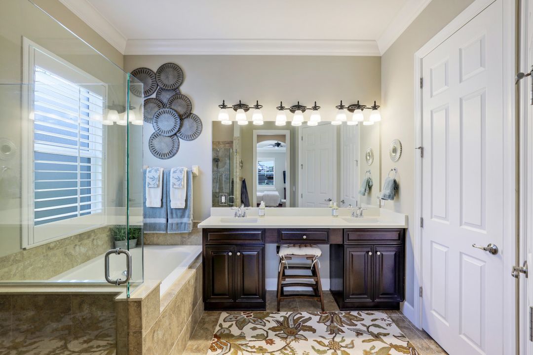 9447 Quarry Dr, Naples, FL 34120