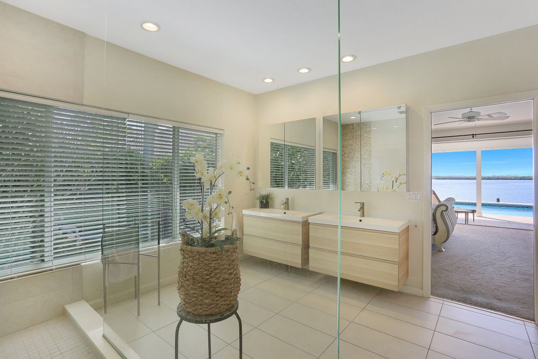 1028 W Inlet Dr, Marco Island, FL 34145