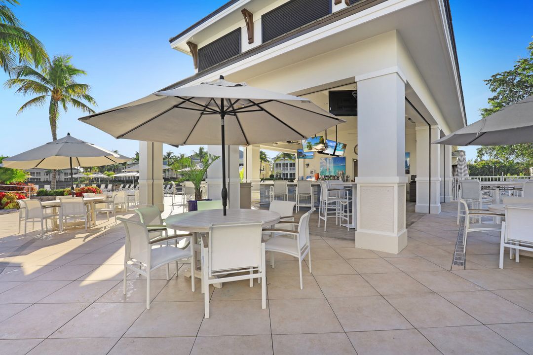 265 Indies Way  #801, Naples, FL 34110