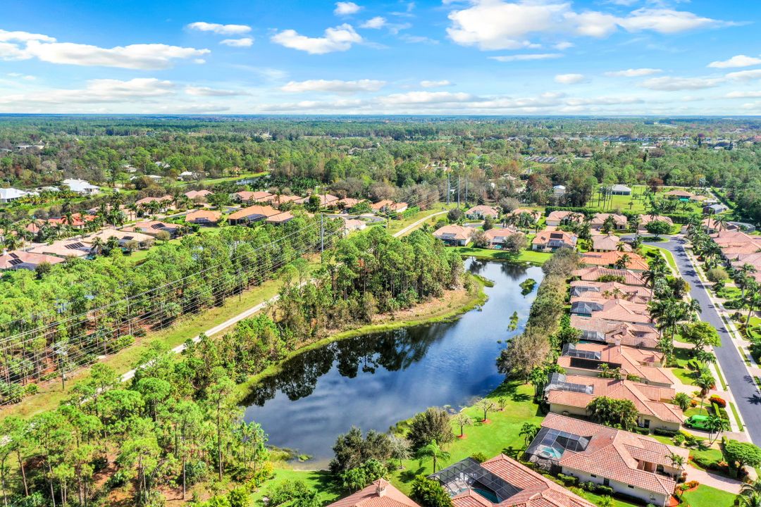 919 Tivoli Ct, Naples, FL 34104