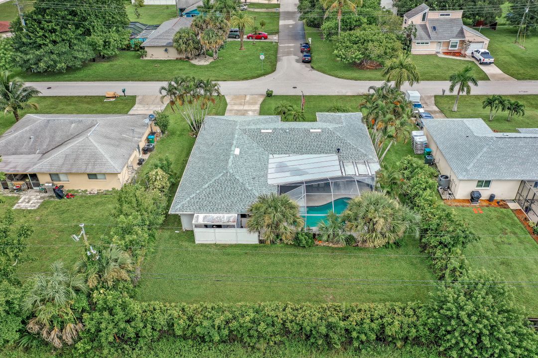 114 SE 7th St, Cape Coral, FL 33990