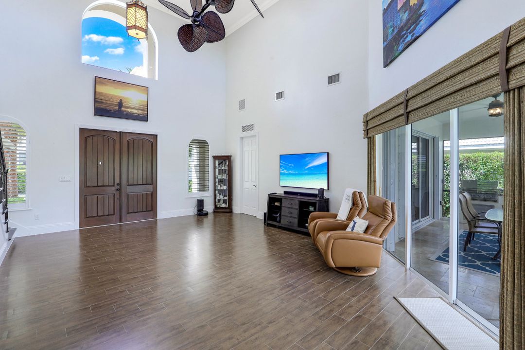 431 Swiss Ct, Marco Island, FL 34145