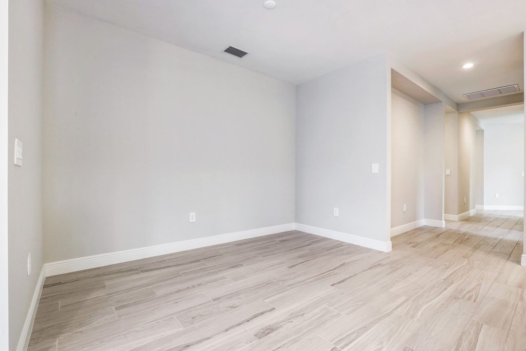 8794 Pigeon KY, Fort Myers, FL 33908