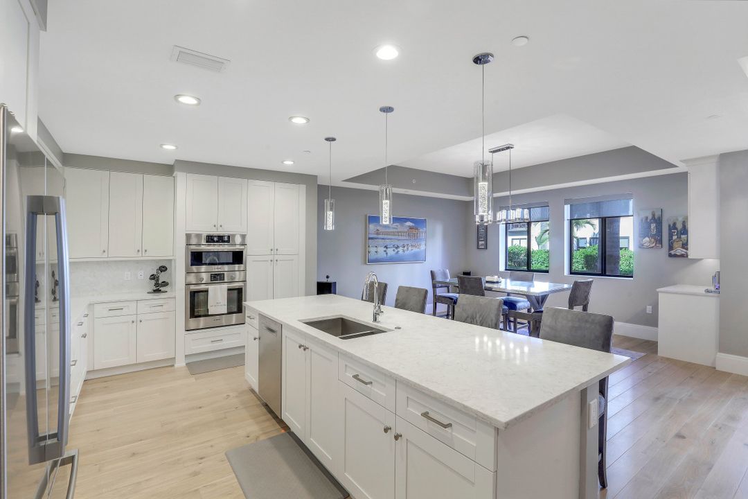 1135 3rd Ave S #107, Naples, FL 34102