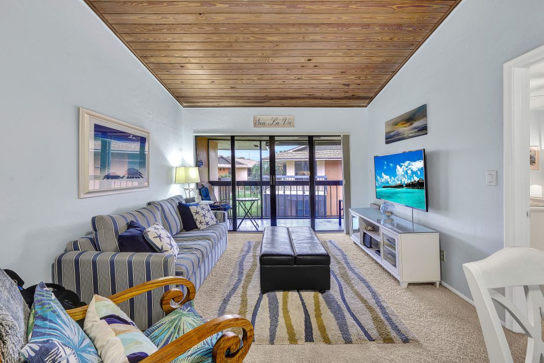 39 N Collier Blvd #207, Marco Island, FL 34145