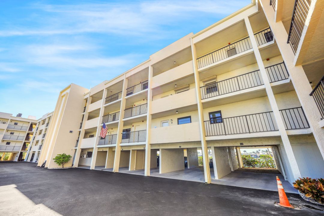 838 W Elkcam Cir #303, Marco Island, FL 34145