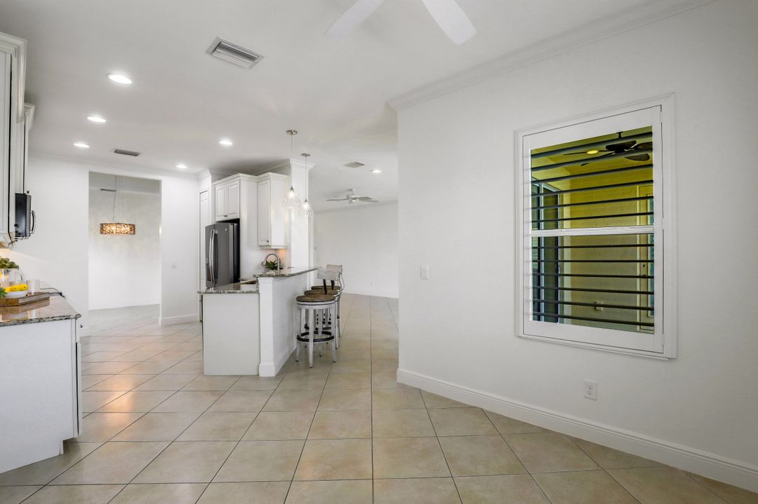 14559 Grapevine Dr, Naples, FL 34114