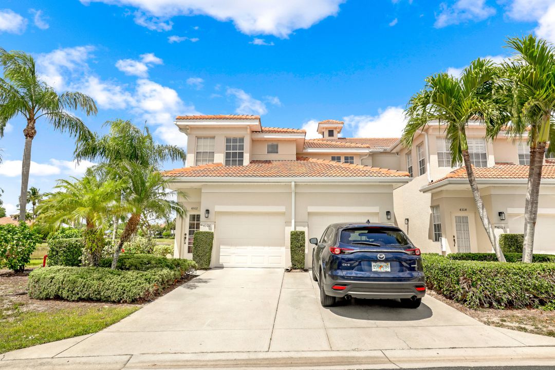 3062 Driftwood Way #4302, Naples, FL 34109