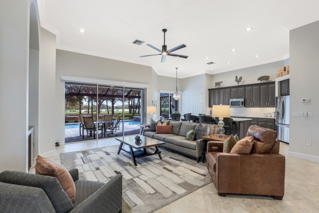 9795 Nickel Ridge Cir, Naples, FL 34120