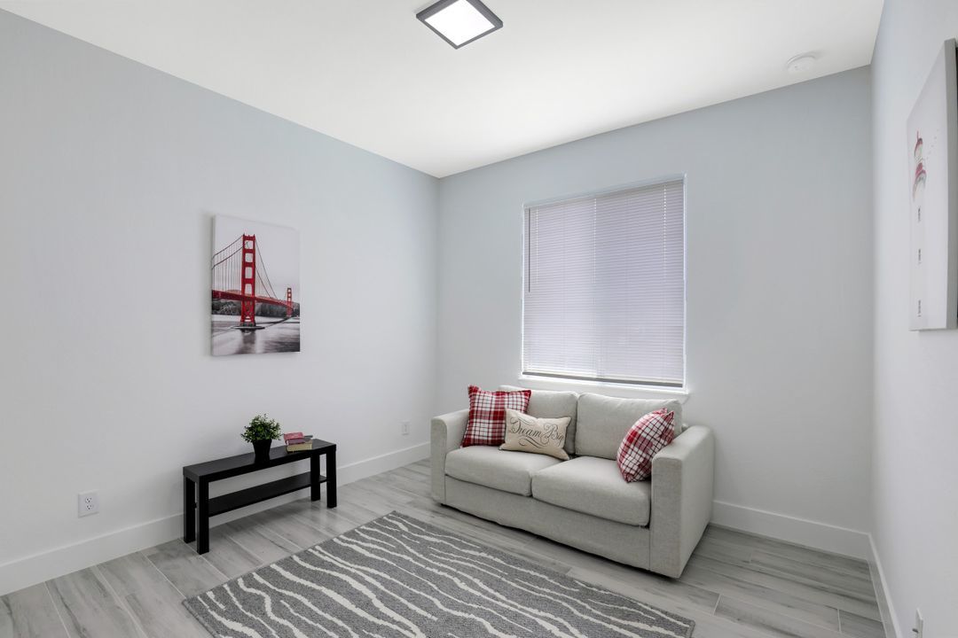 853 SW 13th St, Cape Coral, FL 33991