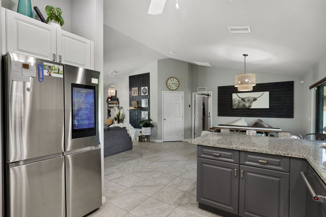 2219 NE 5th Terrace, Cape Coral, FL 33909