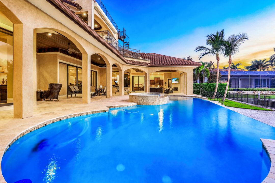 590 S Heathwood Dr, Marco Island, FL 34145