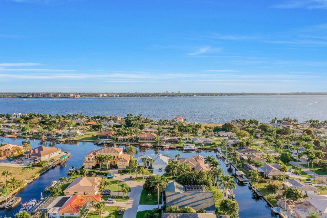 5364 Darby Ct, Cape Coral, FL 33904