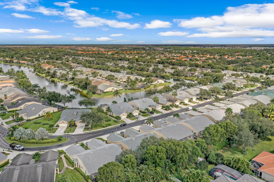 8511 Ibis Cove Cir, Naples, FL 34119